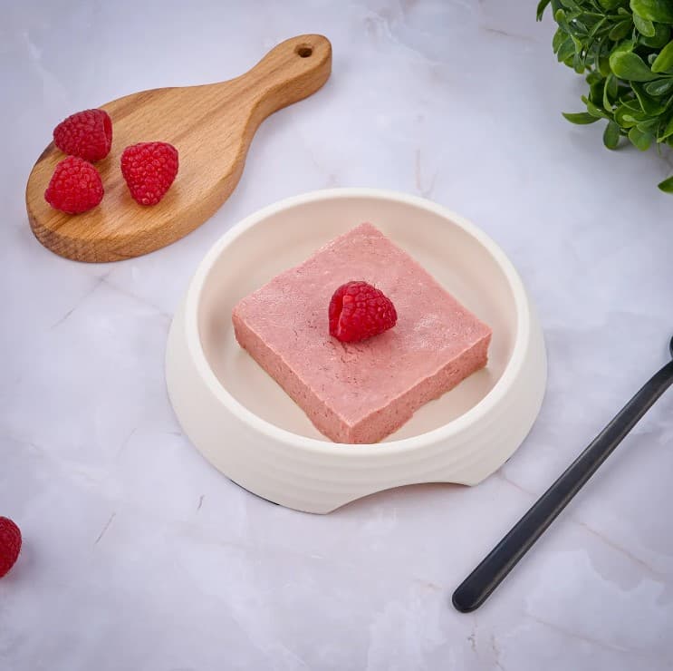 Мокрый корм для собак Monge Natural Monoprotein Dog Adult (утка, малина)