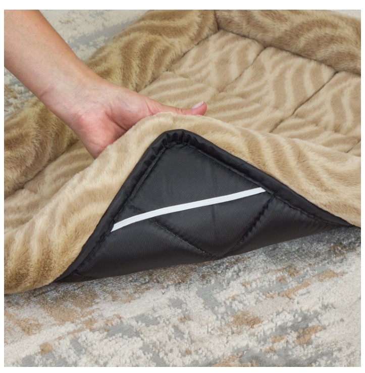 Лежанка MidWest Deluxe Wave Bed для собак и кошек меховая (песочная)