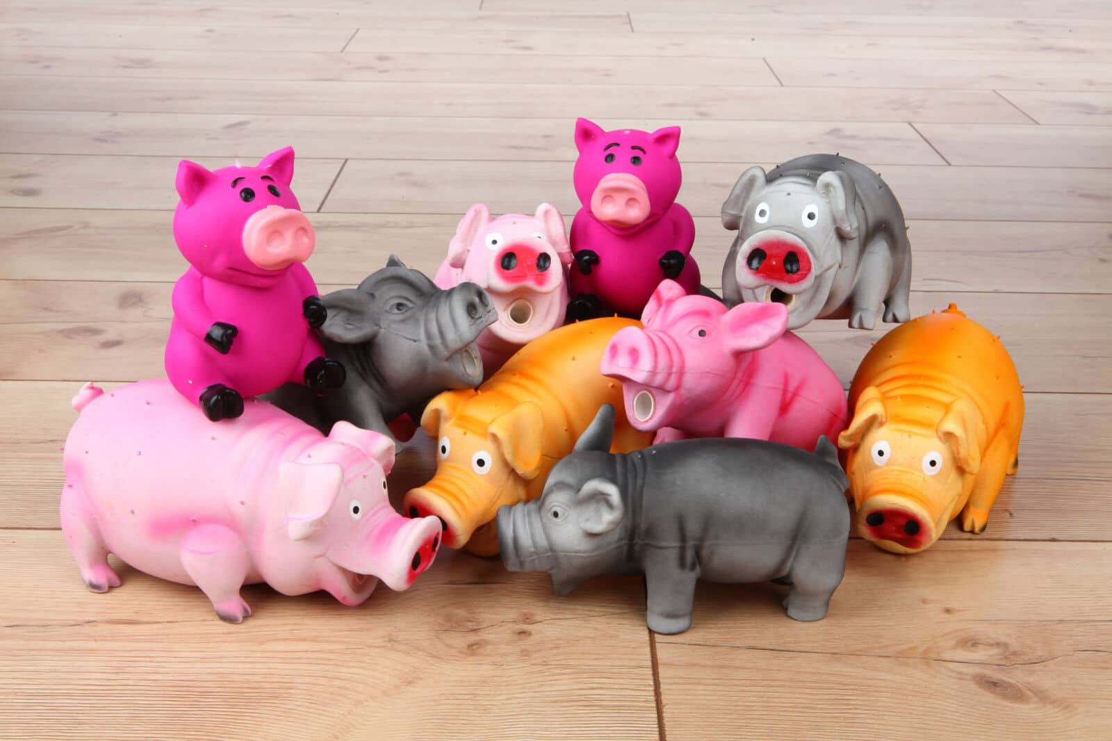 Игрушка для собаки из латекса TRIXIE "Свинка" со звуком